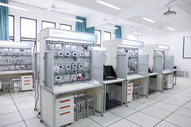 高校電子信息工程實驗室建設(shè)與電子產(chǎn)品研發(fā)